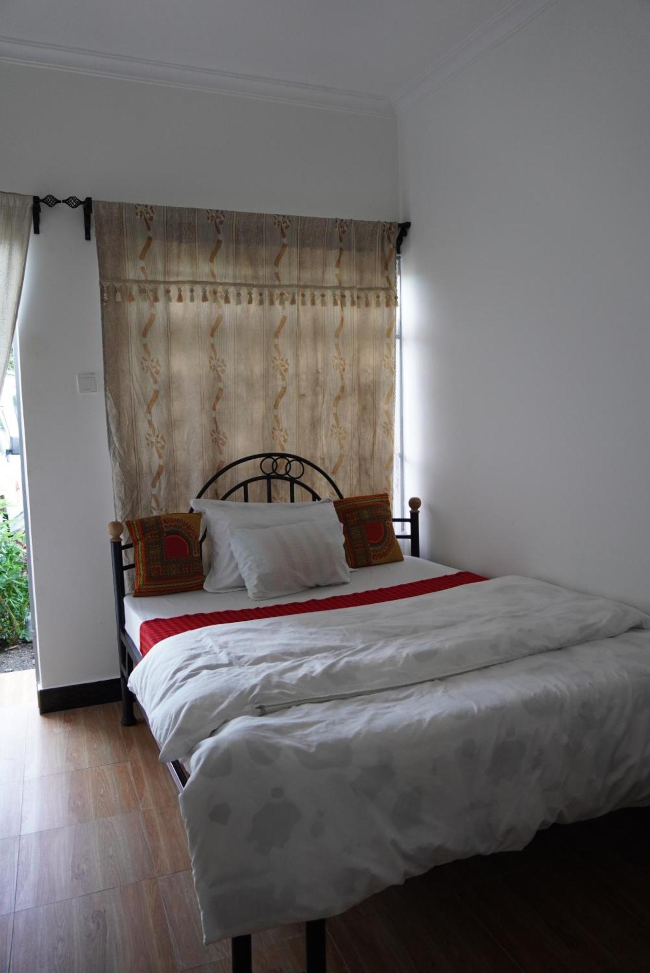 アルーシャ New Dream House Bed & Breakfast エクステリア 写真